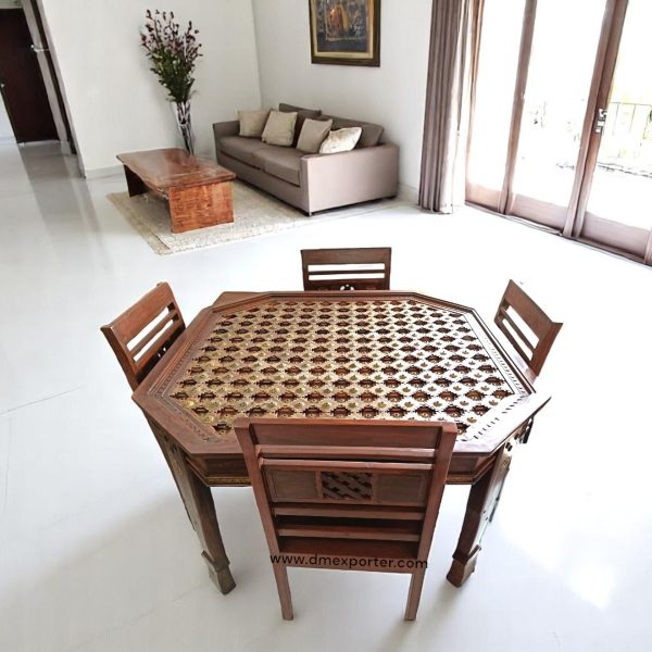 8-CORNER 4 SEATER DINING SET BRASS INLAY(DMEDS10)